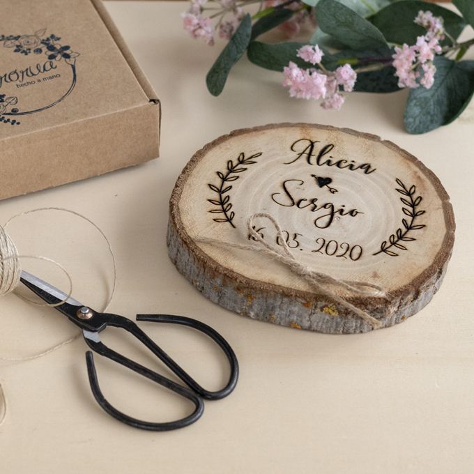 Packaging porta anillos madera