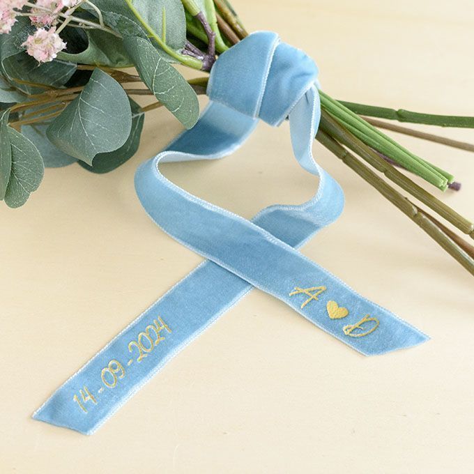 Cinta de terciopelo ramo de novia personalizada
