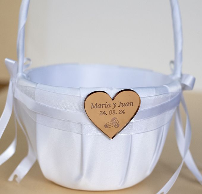 cesta pétalos boda