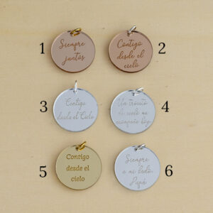 Medallas para el ramo de novia en stock de metacrilato espejo de AroruaBodas